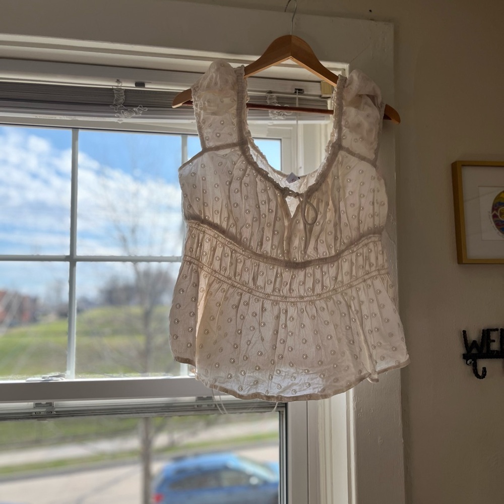 Old Navy Eyelet Tie-Front Ruffle Top